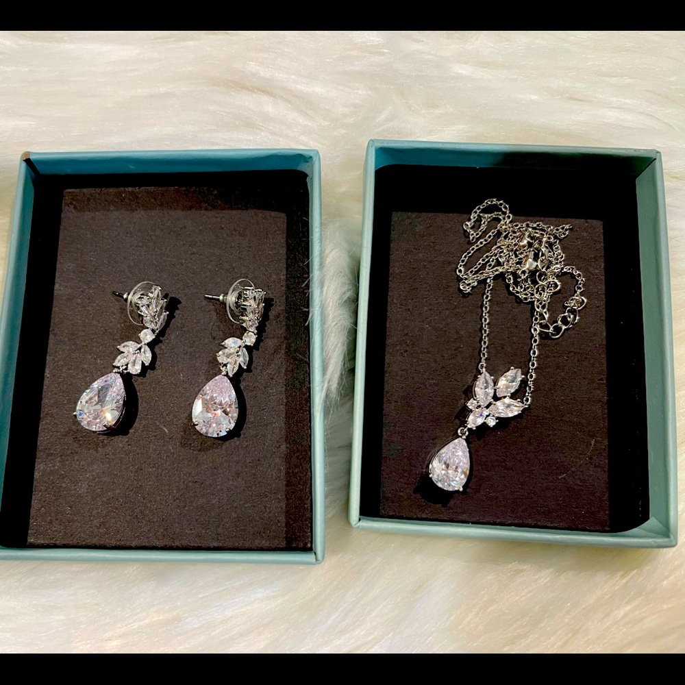 New in Box Bridesmaid Jewelry